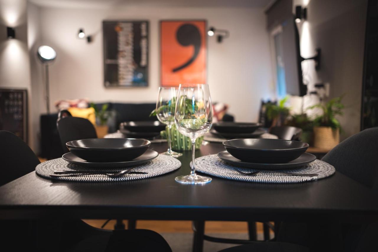Sleep, Eat, Repeat And Park Your Car In City Center Zagreb Ngoại thất bức ảnh